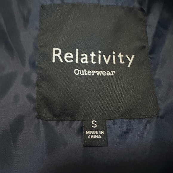 EUC RELATIVITY PUFFER VEST - Picture 3 of 8